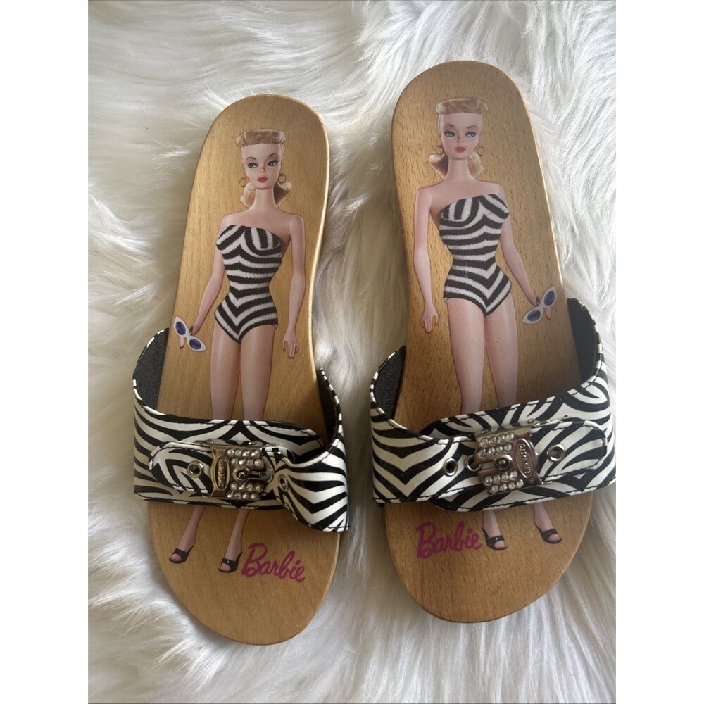 2010 Dr. Scholls & Barbie Wood Exercise Sandals Size 5 50th Anniversary B-2
